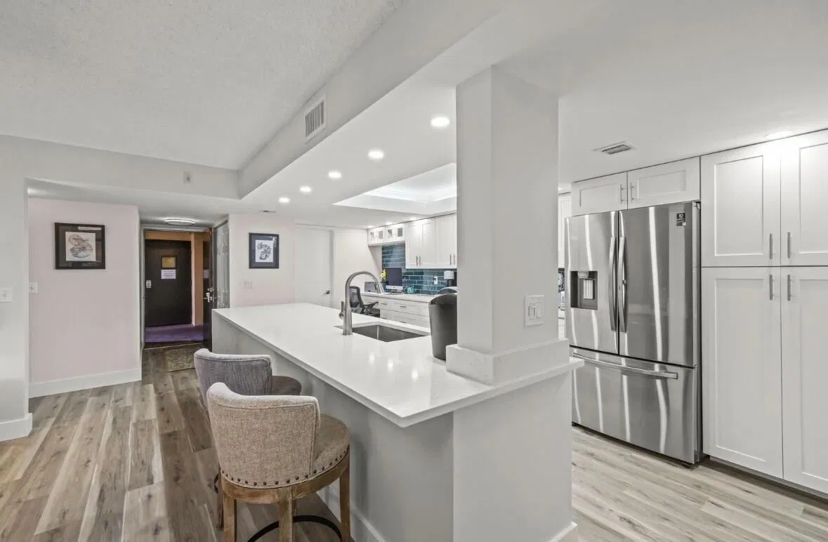 Unit 6103 photo 7