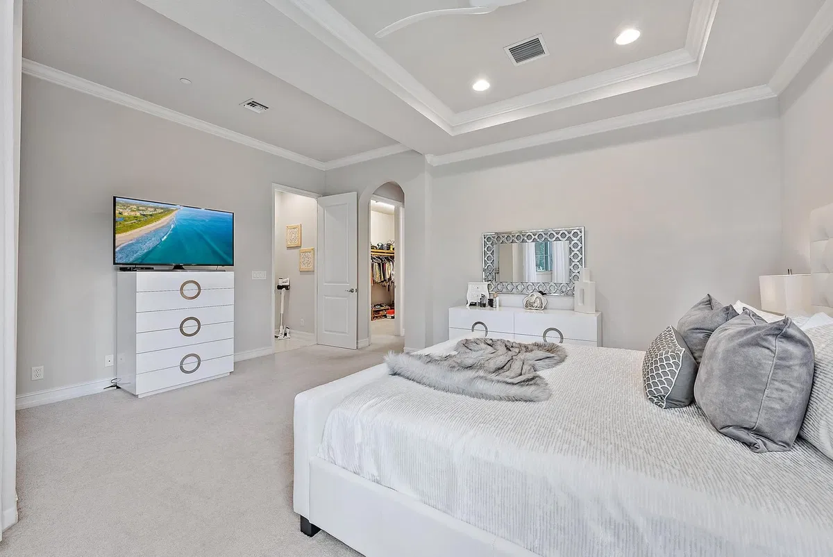 Jupiter Country Club Unit 129 photo 13