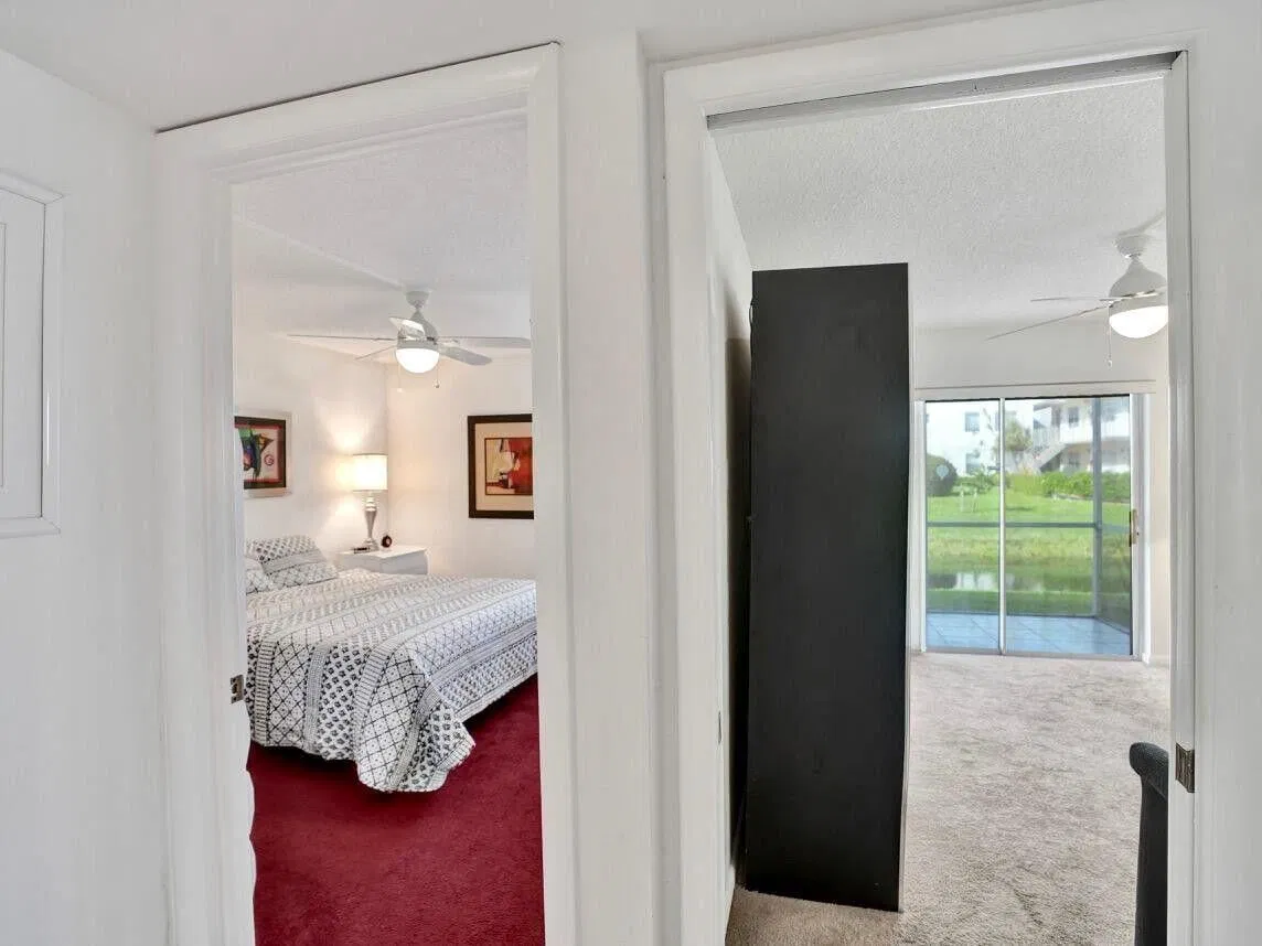 Residence photo 16