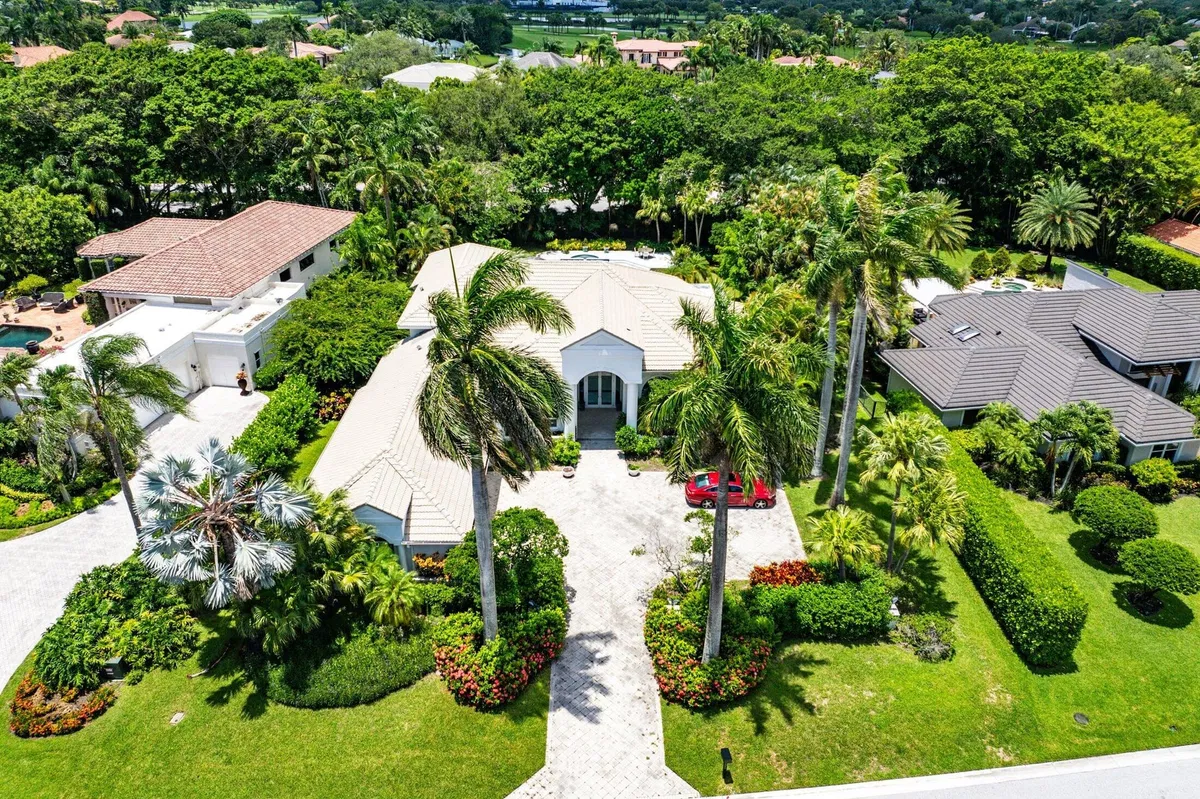 Frenchman's Creek Residence photo 31