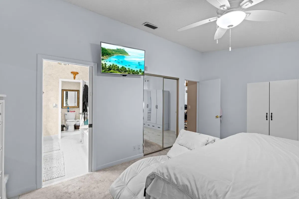 Residence photo 28