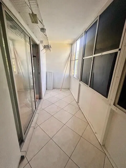 Residence photo 19