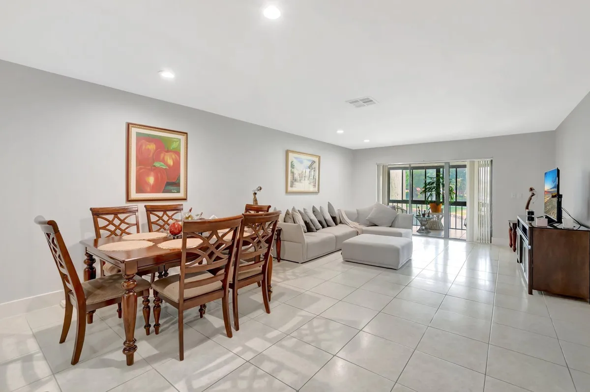 Boca Lago Country Club Homes Unit 8f photo 10