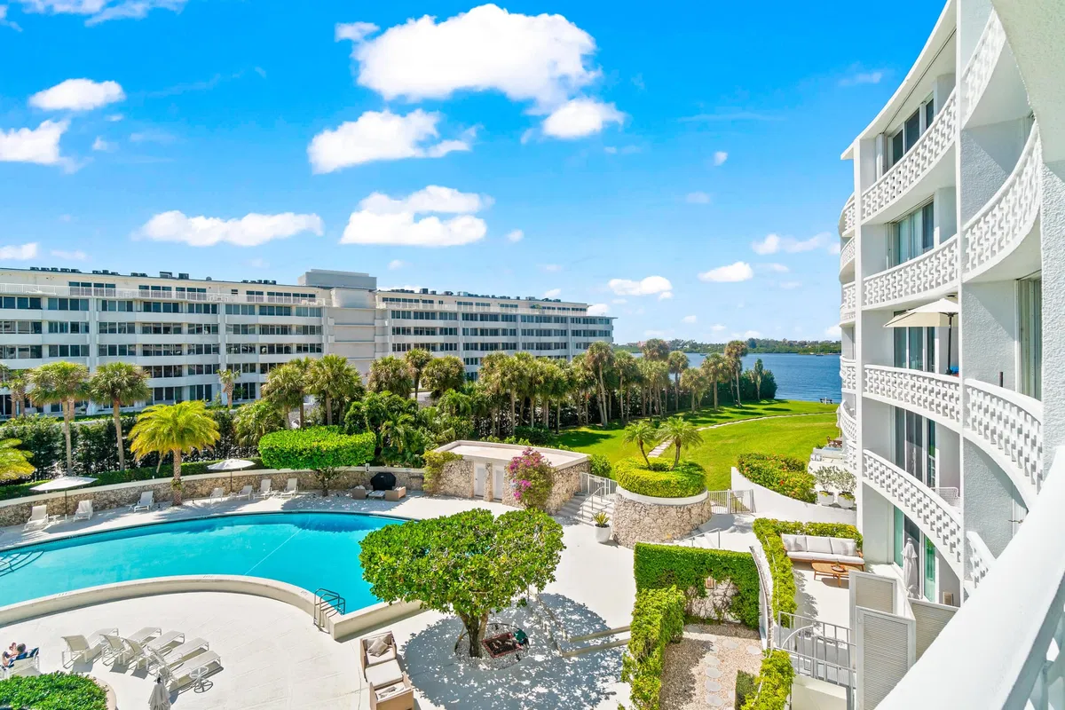 2760 S Ocean Palm Beach Unit 313
