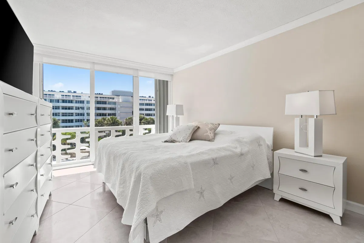 2760 S Ocean Palm Beach Unit 313 photo 13