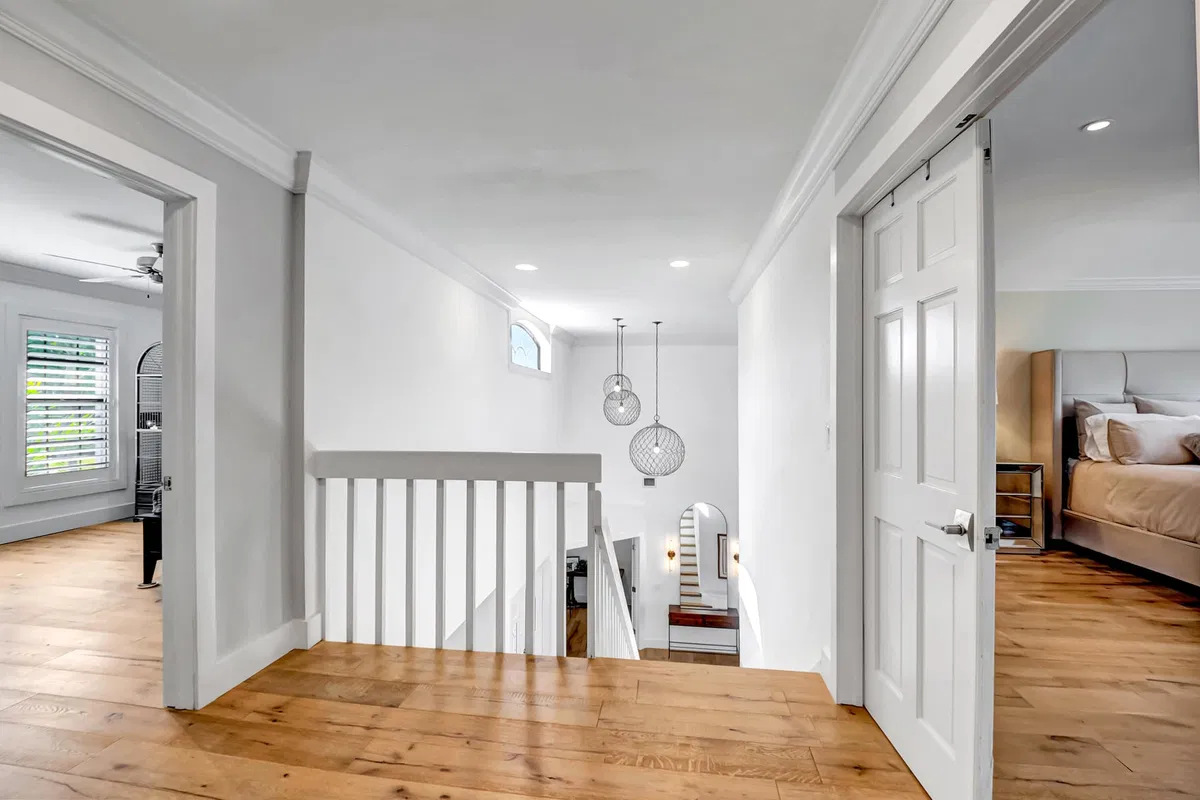  Residence photo 16