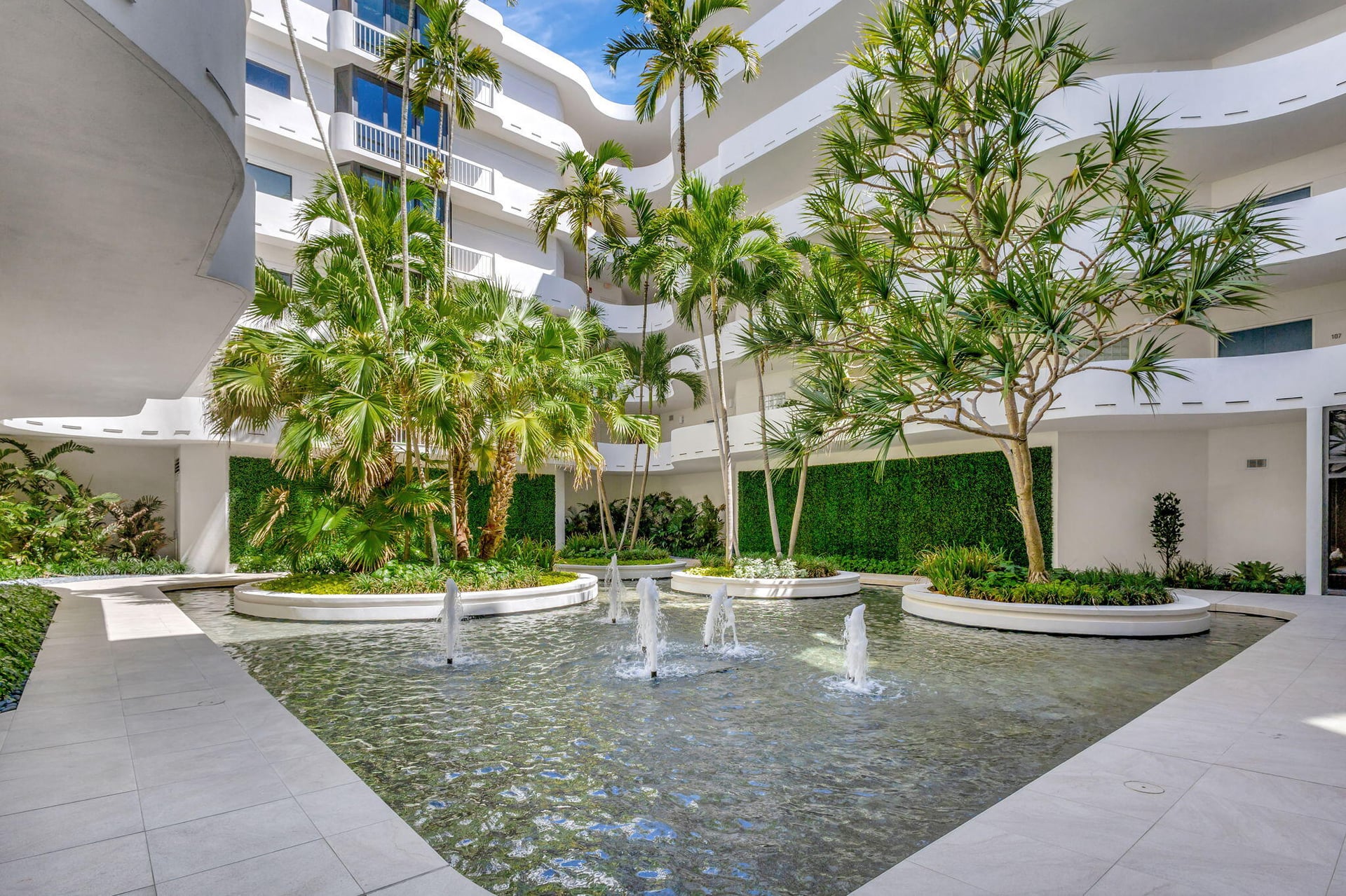 Sloan's Curve Palm Beach Unit 304n photo 22