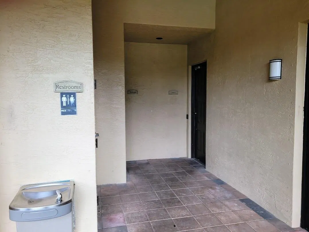  Unit 515 photo 13