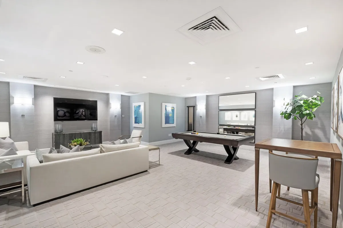 Azure Palm Beach Gardens Unit 402 photo 28