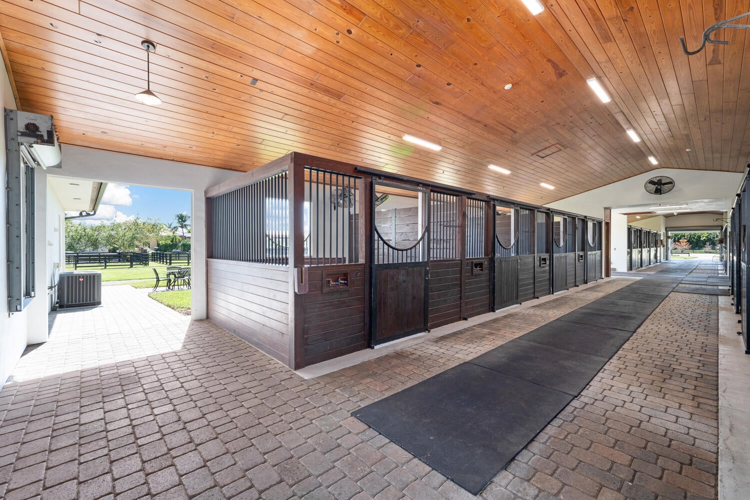 Palm Beach Point Residence photo 13