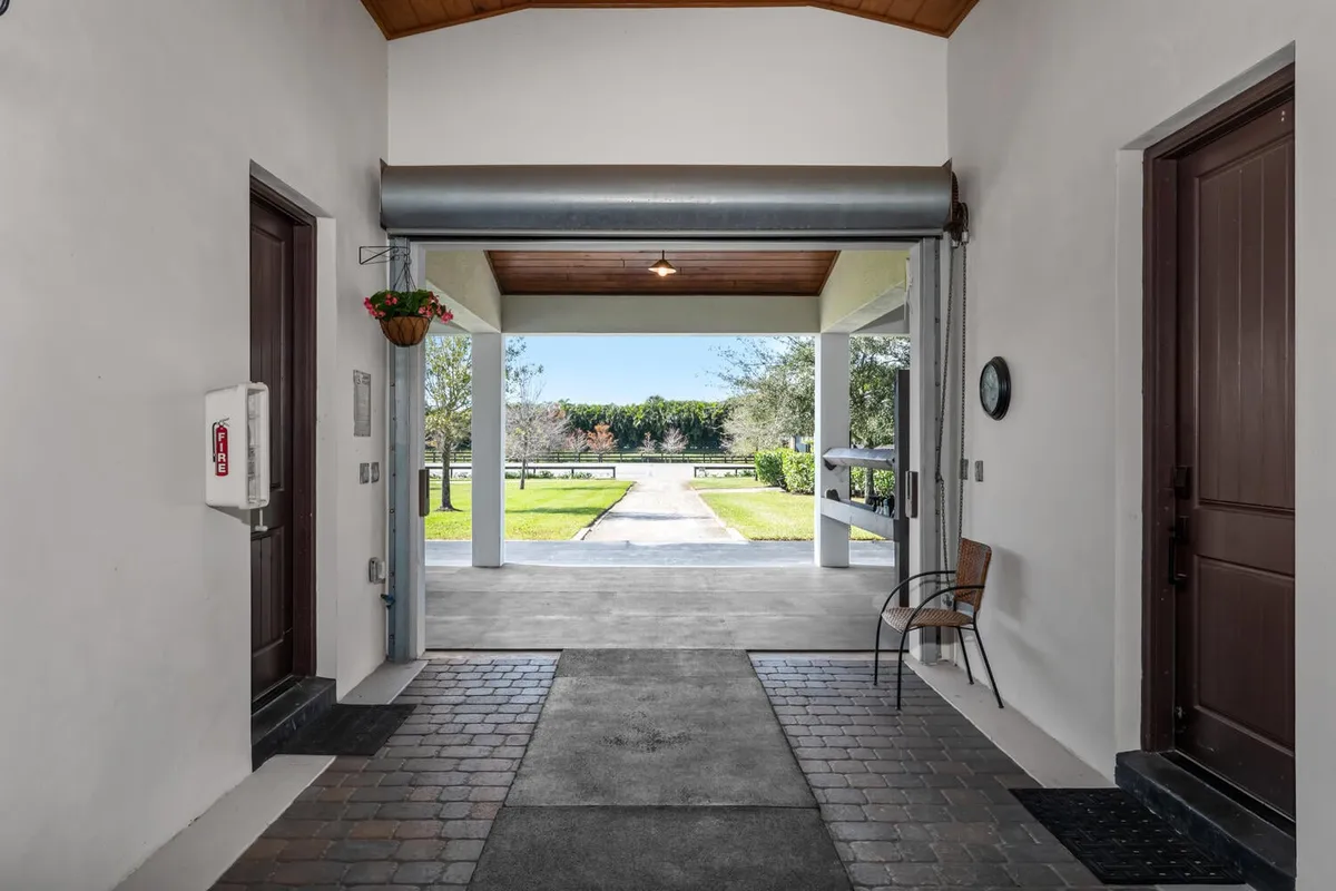 Palm Beach Point Residence photo 28