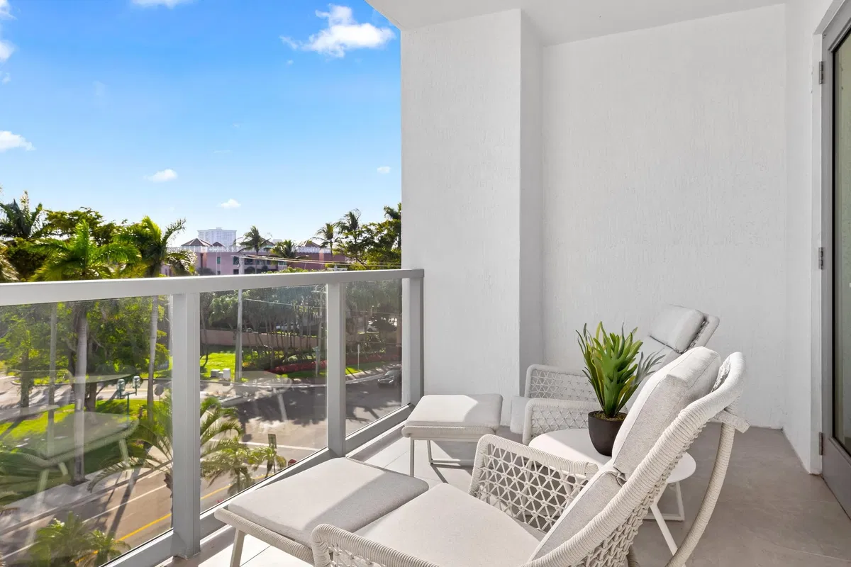 Royal Palm Residences Boca Raton Unit 401 photo 40
