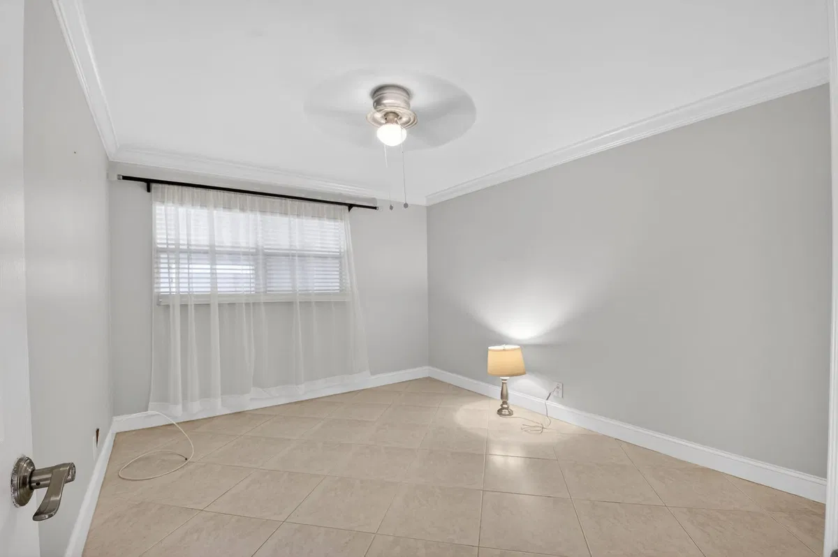  Unit 109 photo 13