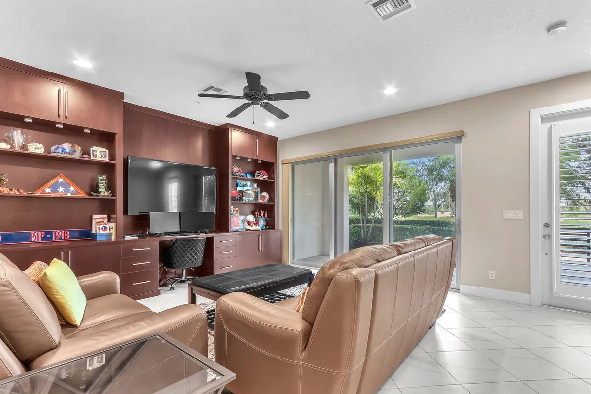 Alton Homes Palm Beach Gardens Residence photo 7