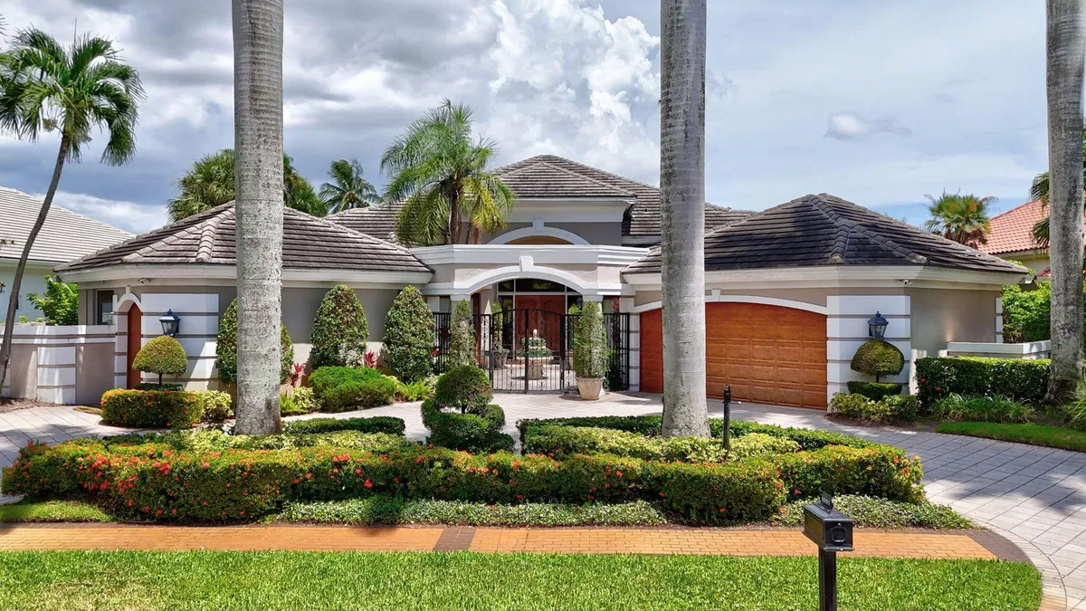St. Andrews Country Club Residence