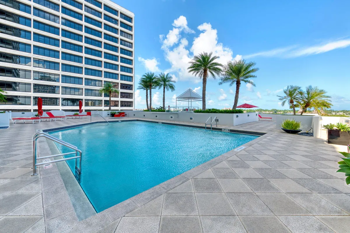The Plaza of The Palm Beaches Unit Th3g photo 40