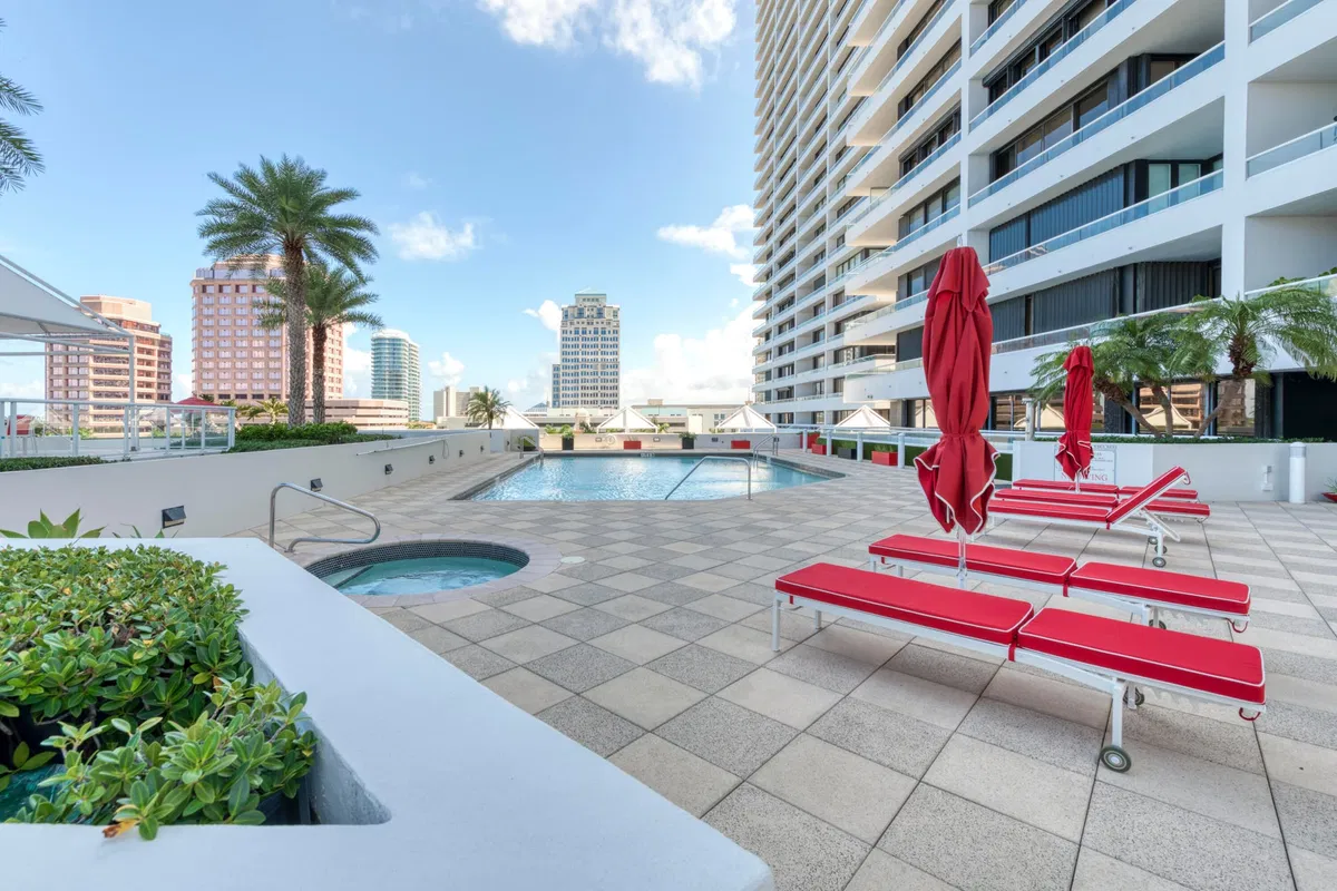 The Plaza of The Palm Beaches Unit Th3g photo 43