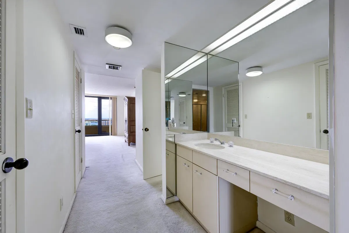 The Plaza of The Palm Beaches Unit 25f photo 28