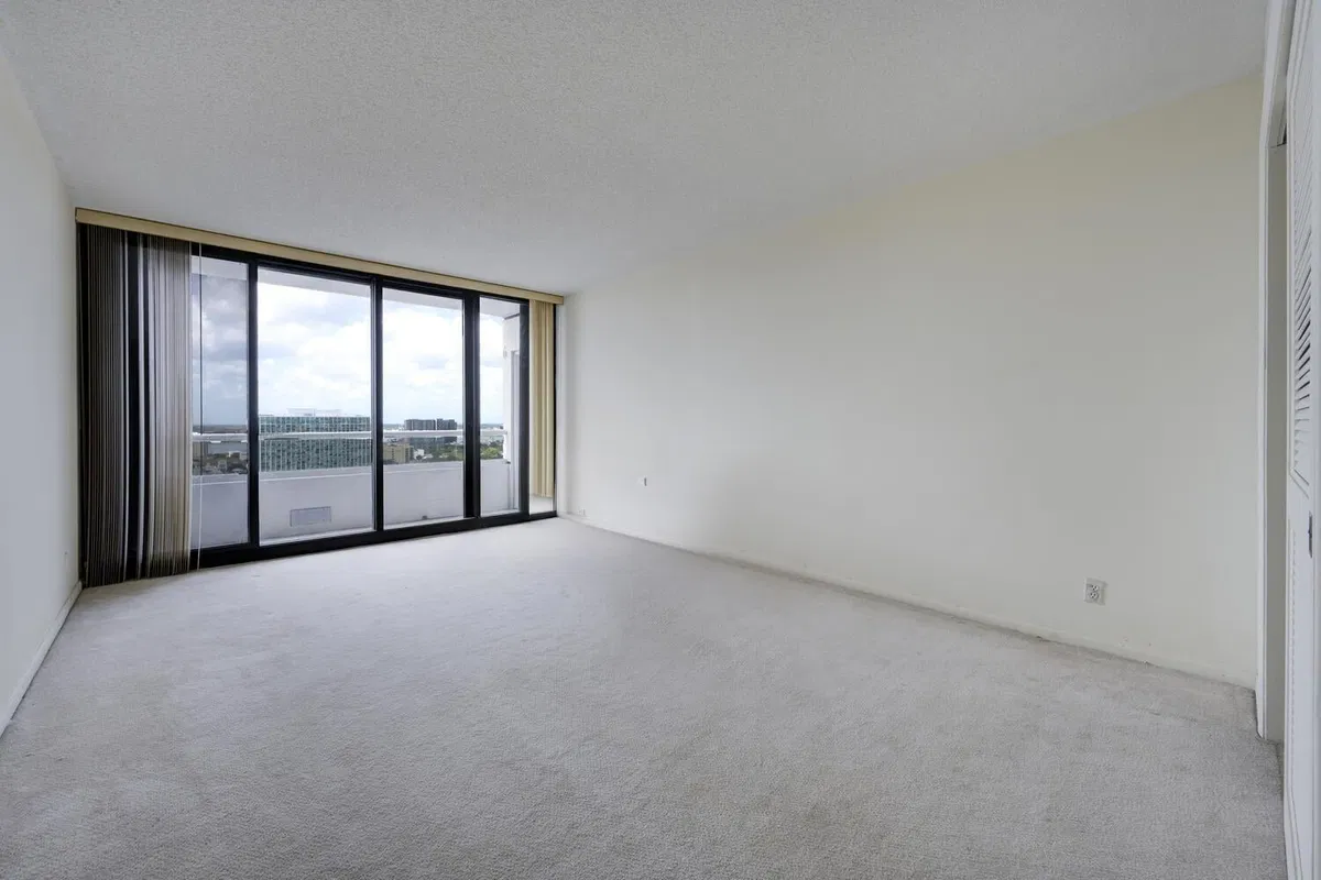 The Plaza of The Palm Beaches Unit 25f photo 34