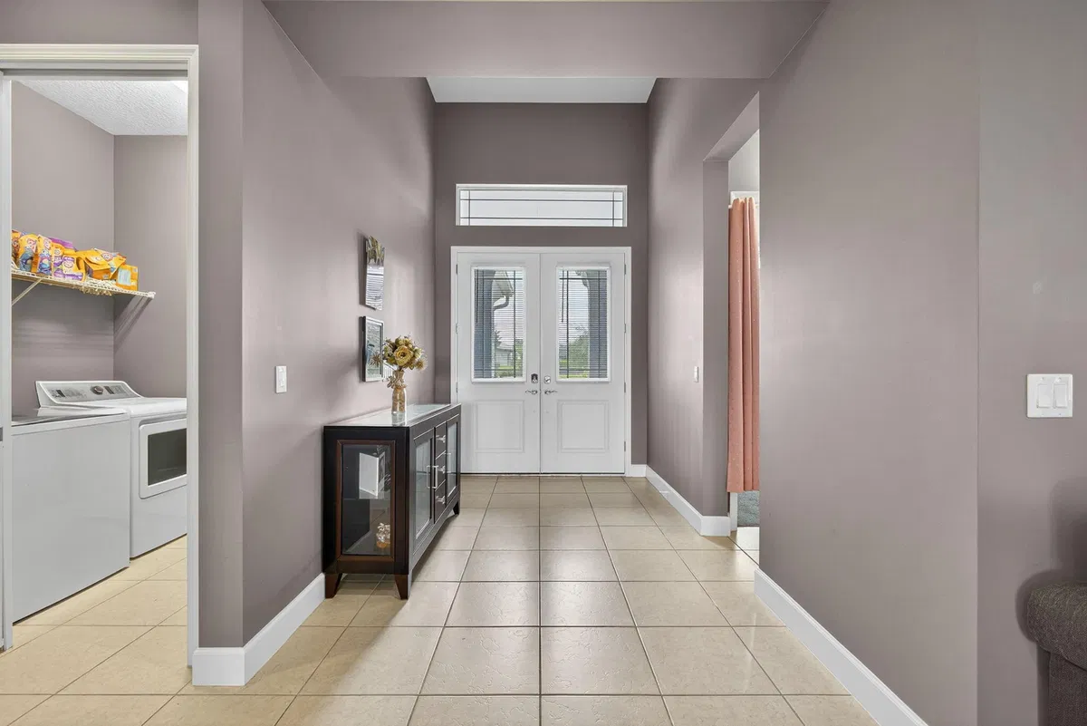 Residence photo 10