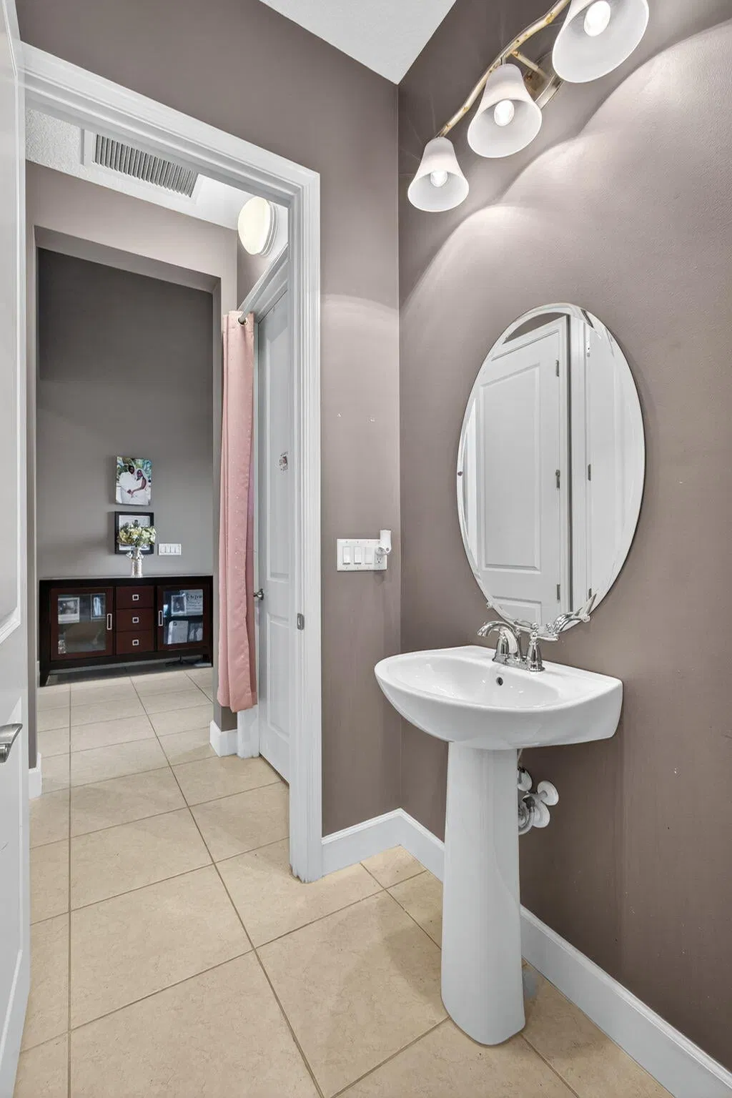 Residence photo 25