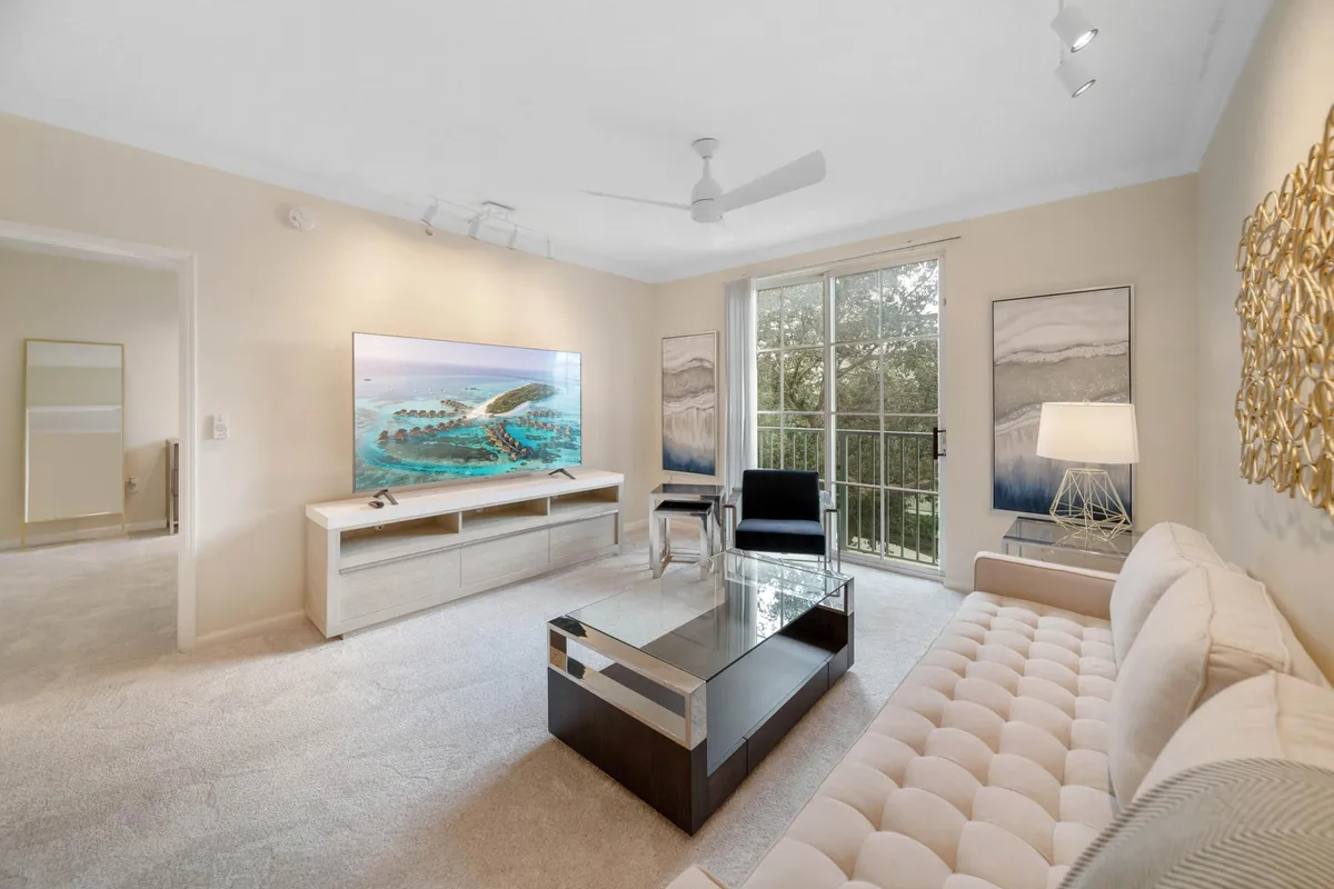 Courtyards in Cityplace Unit 301