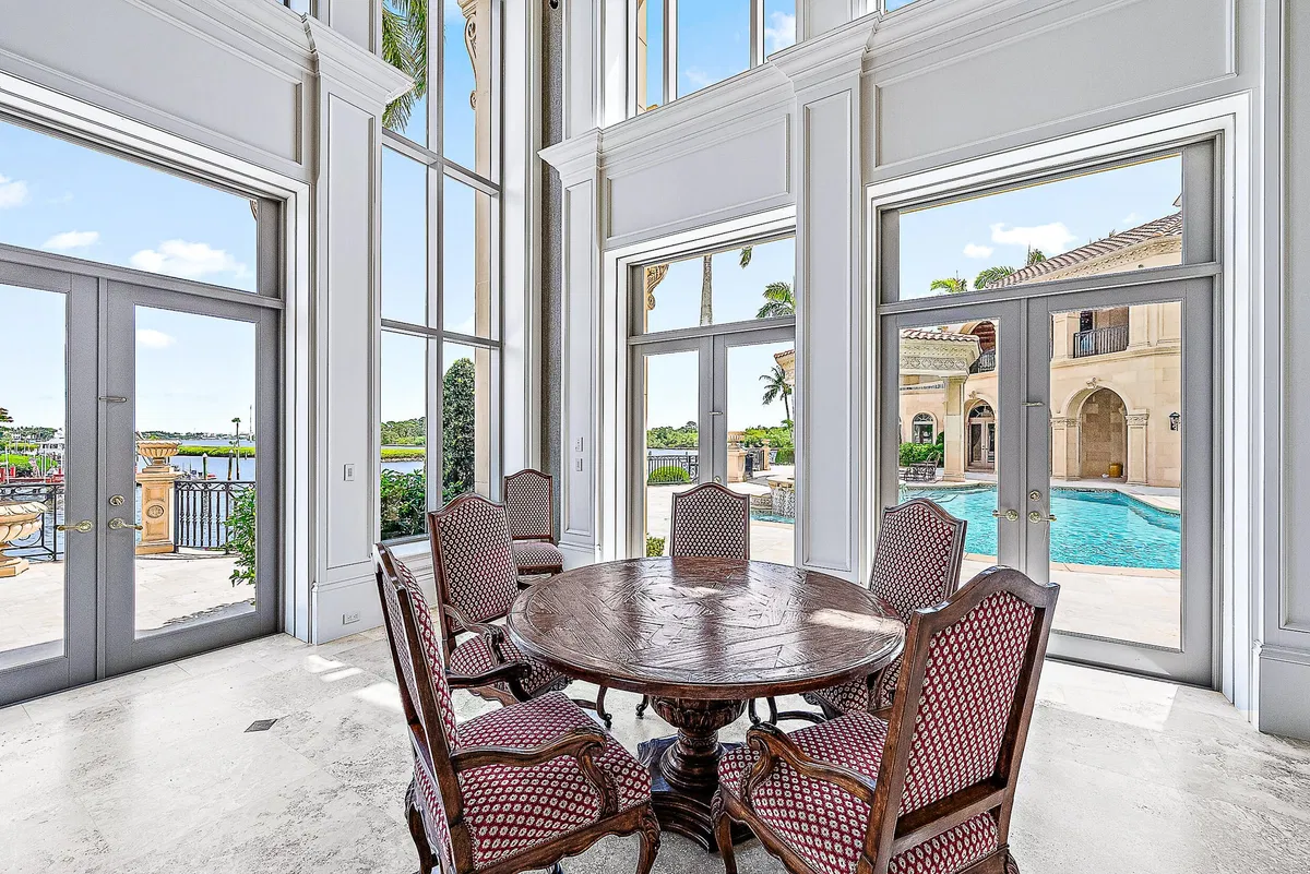 Admirals Cove Residence photo 13