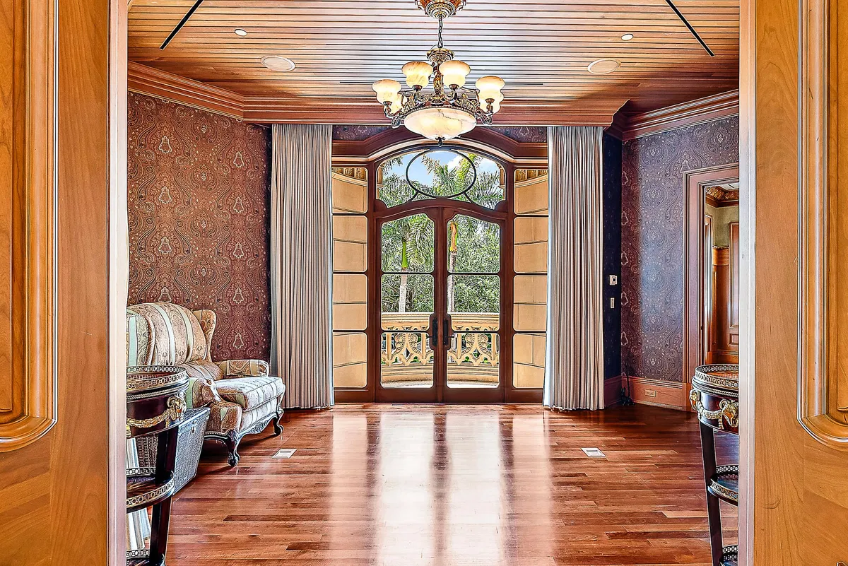 Admirals Cove Residence photo 34