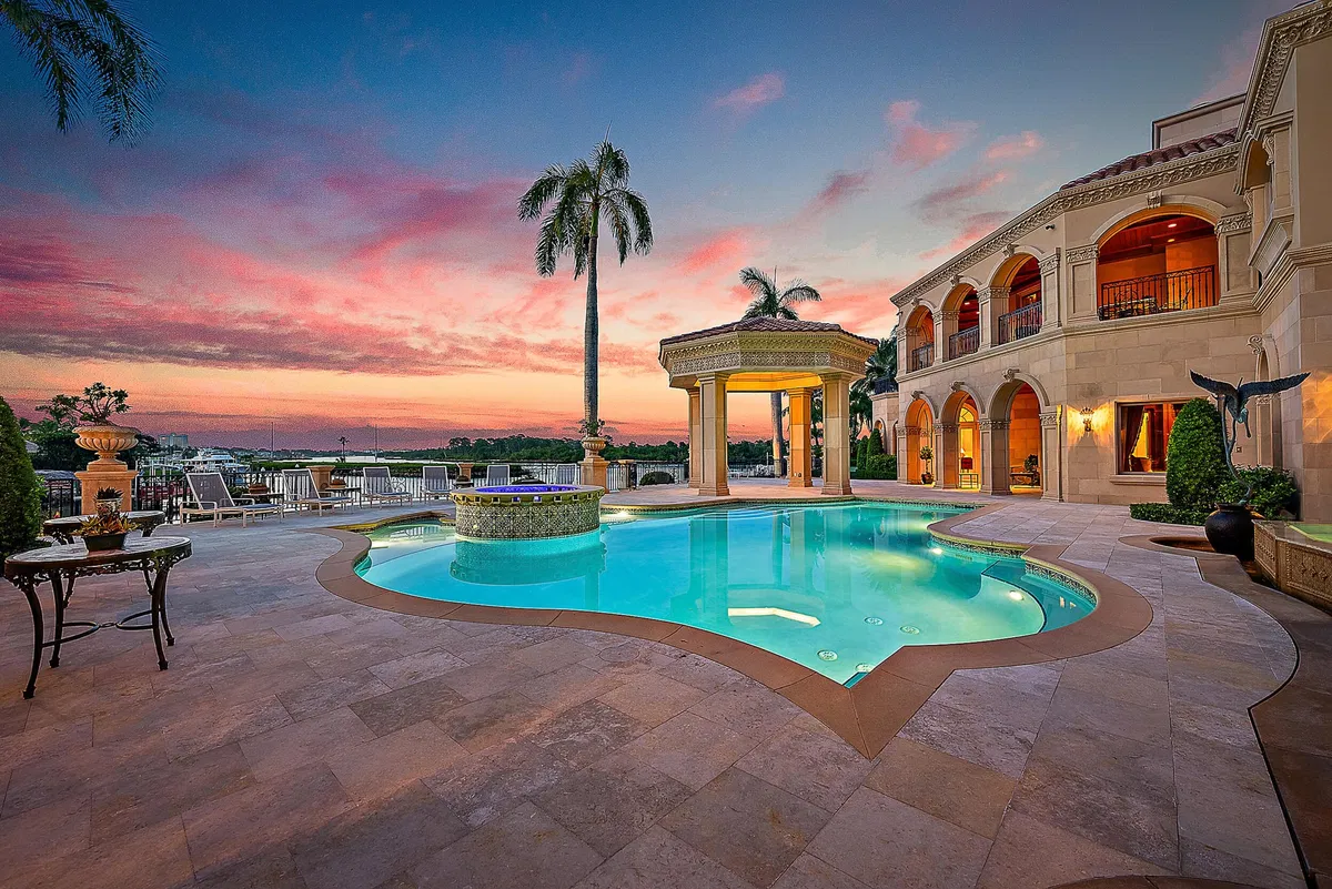 Admirals Cove Residence photo 43