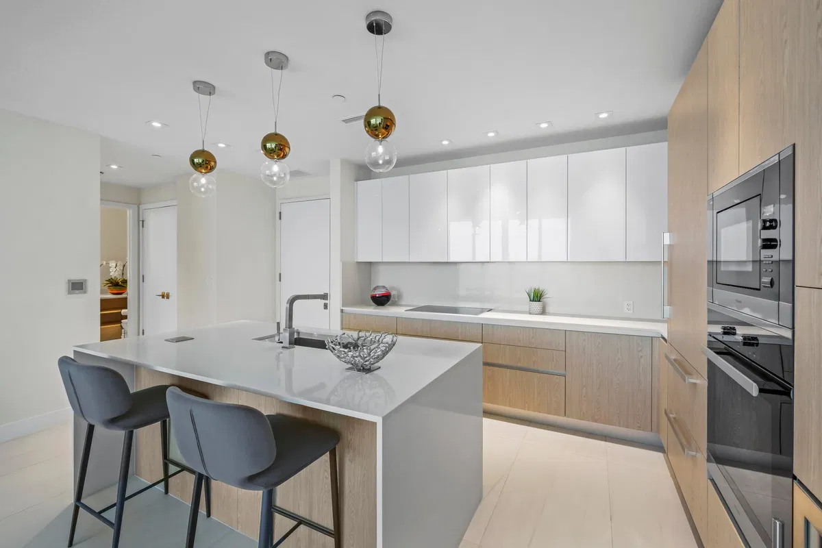 Amrit Ocean Resort & Residences Unit H1401 photo 13