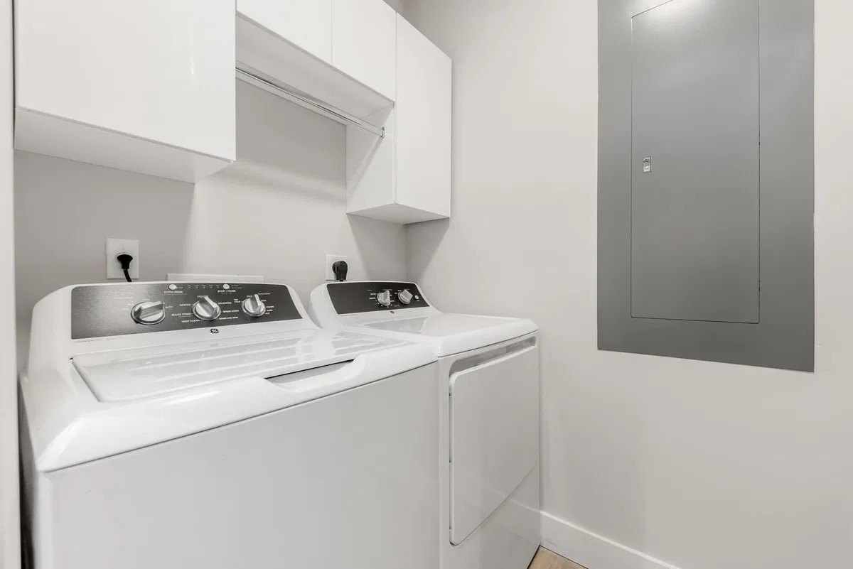  Unit 305 photo 67