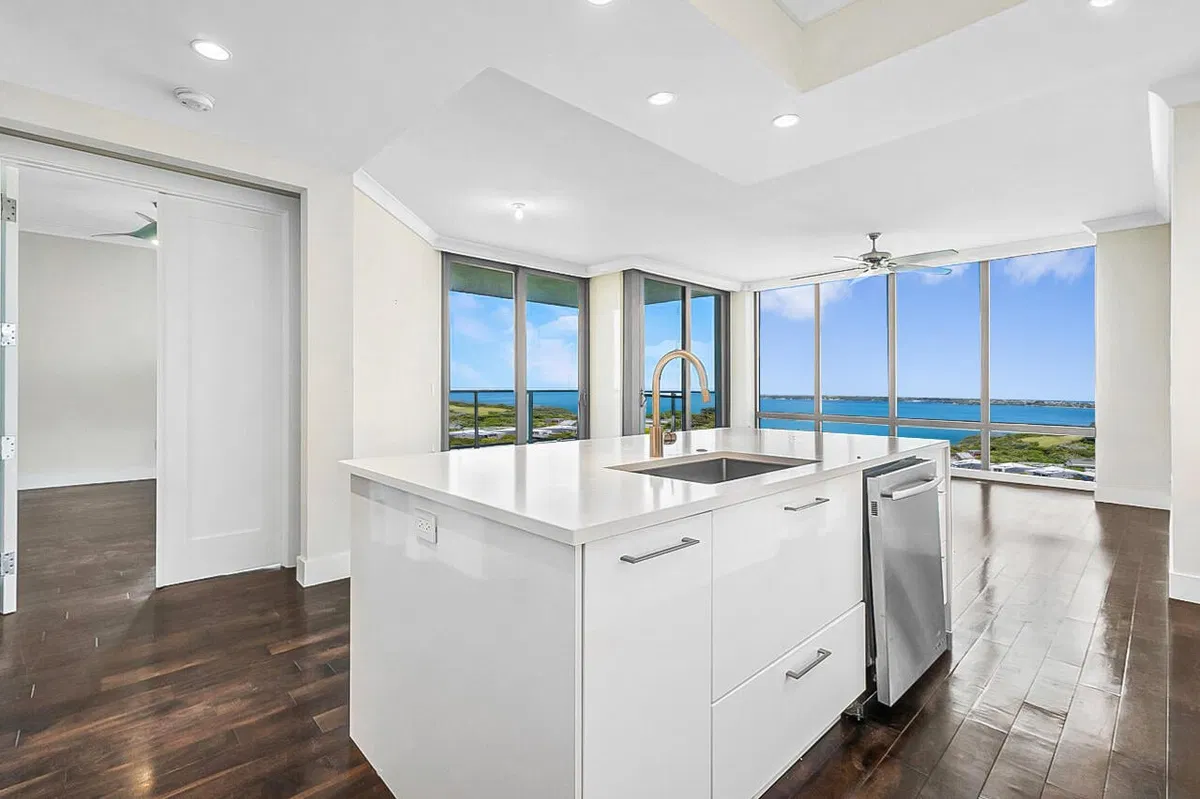 Water Club North Palm Beach Unit 1502 photo 7