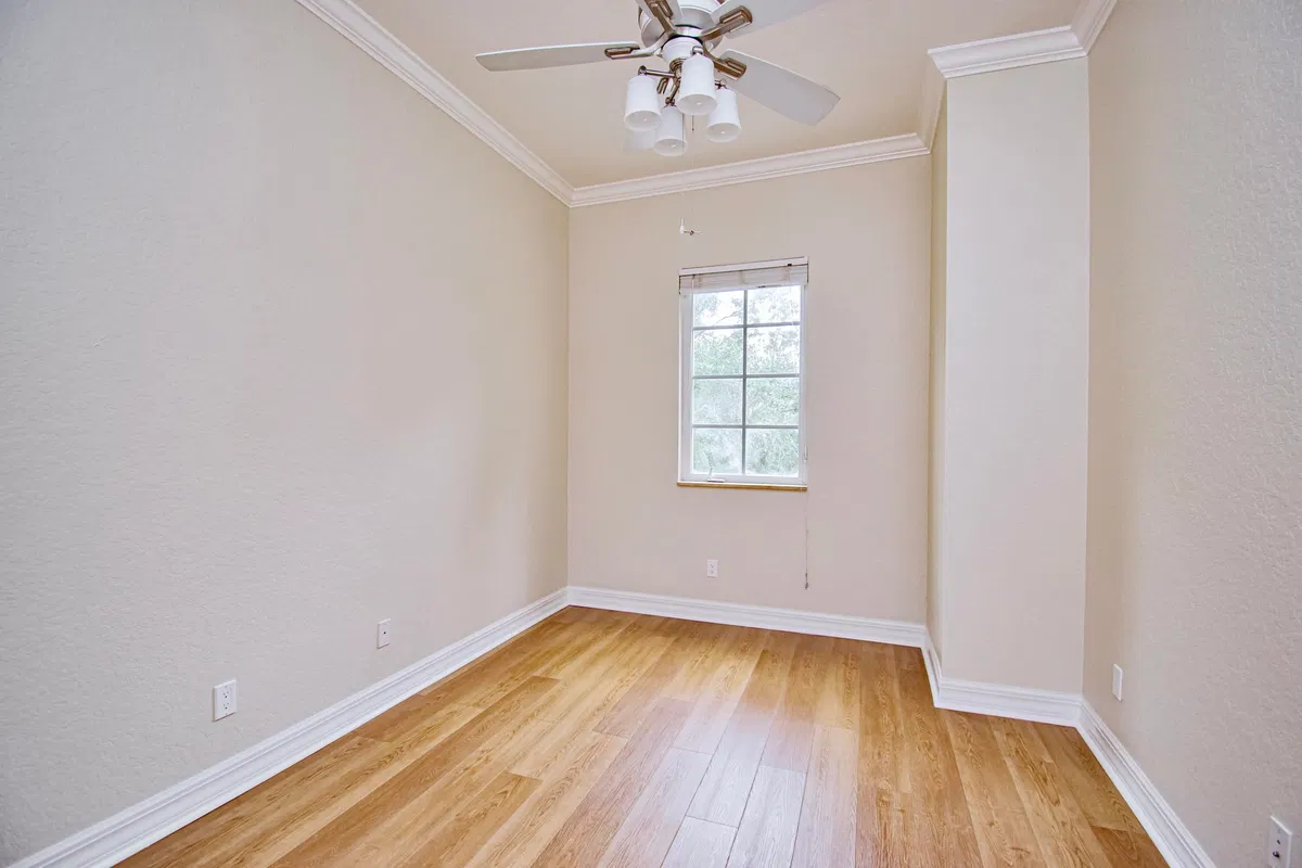 Canterbury Place Residence photo 25