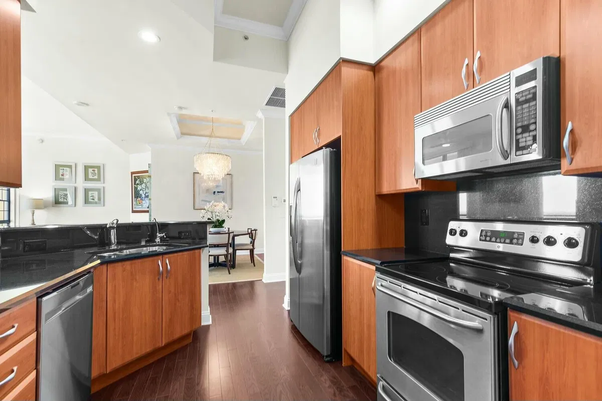 One City Plaza Unit 1602 photo 10