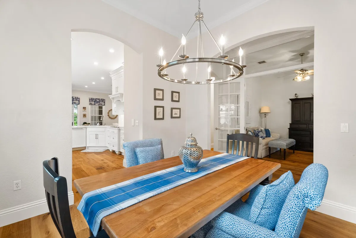 Canterbury Place Residence photo 16