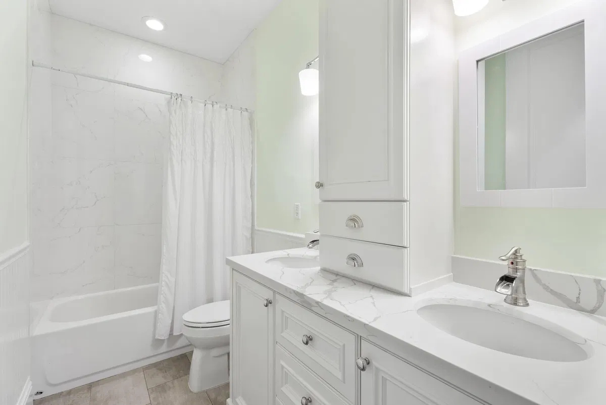 Canterbury Place Residence photo 19