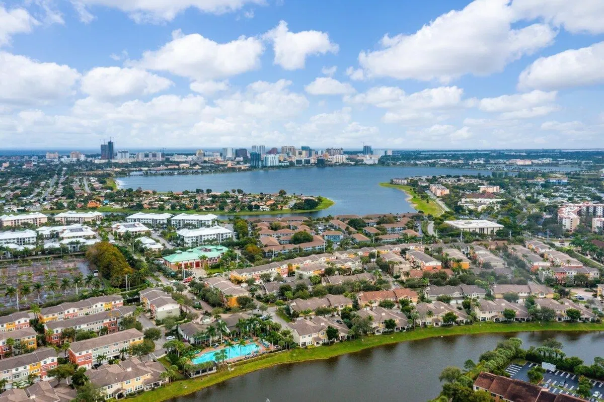 Cityside West Palm Beach Unit 4 photo 34