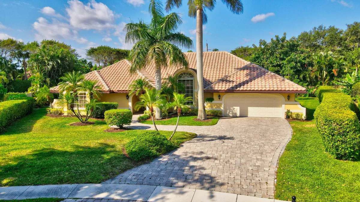 New Floresta Boca Raton Residence