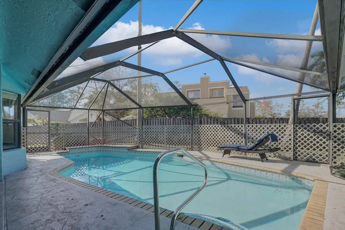  Residence photo 37