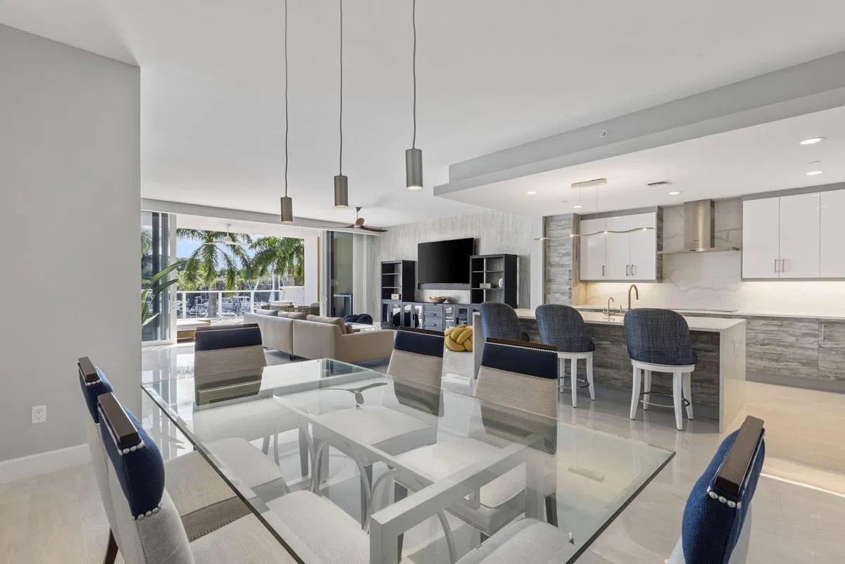 Azure Palm Beach Gardens Unit 206 photo 4