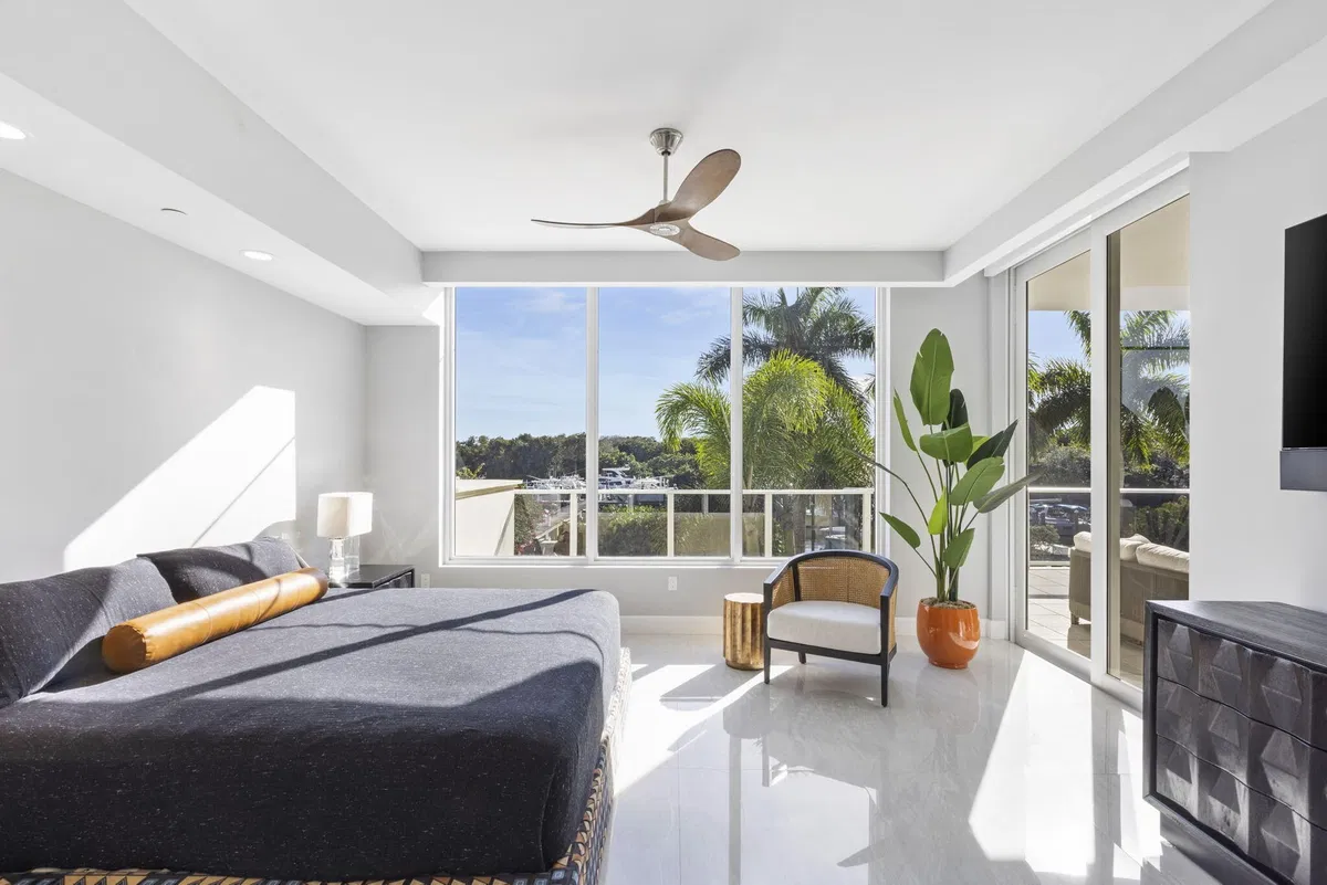Azure Palm Beach Gardens Unit 206 photo 10
