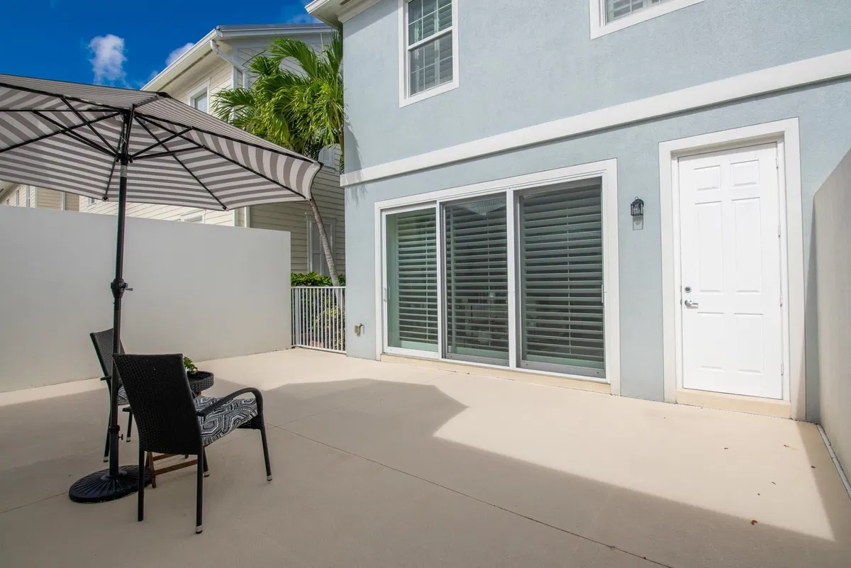 Mallory Creek Abacoa Residence photo 28