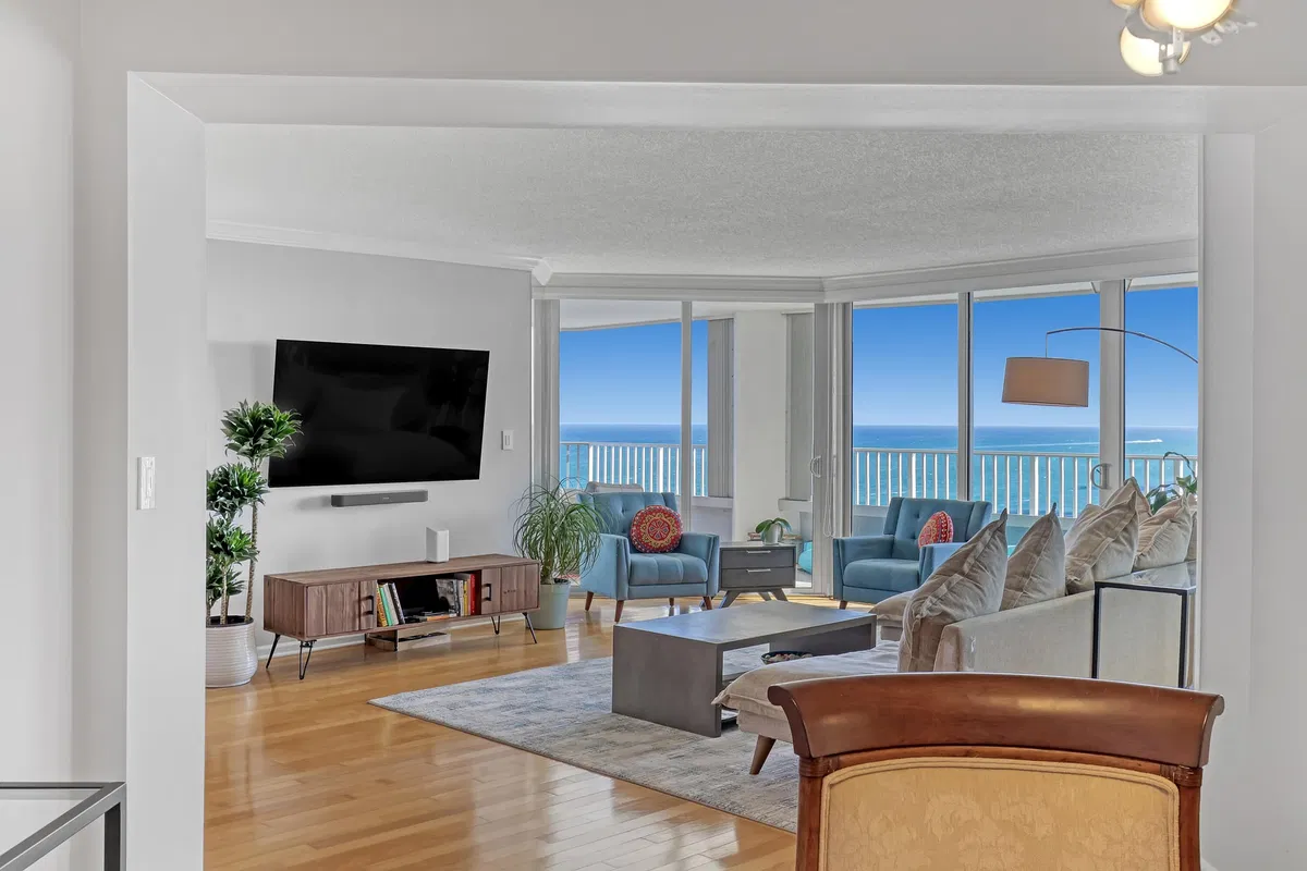 Corniche Singer Island Unit 702 photo 10