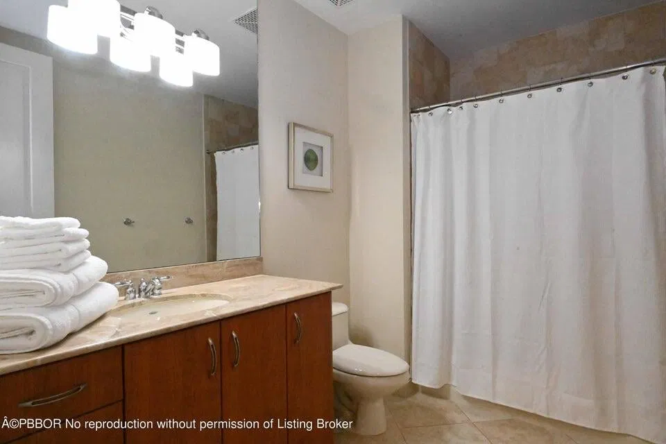 The Metropolitan Unit 712 photo 10