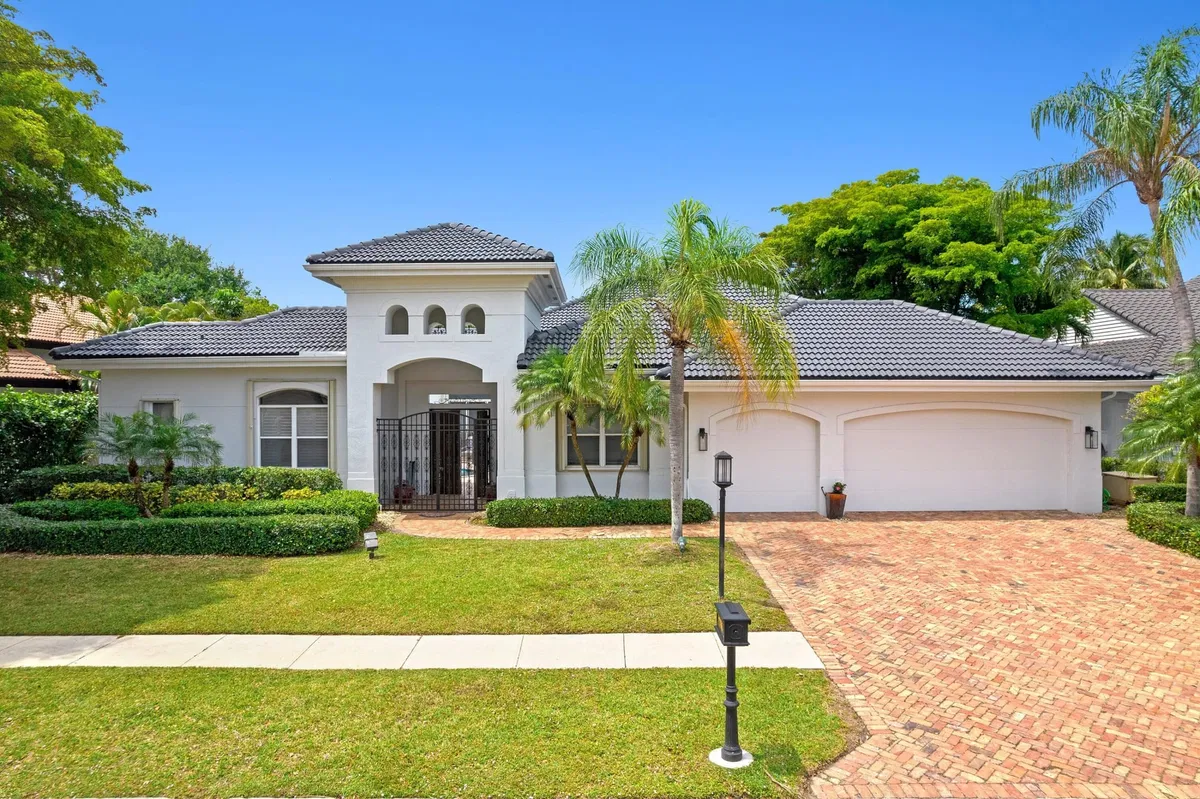 Boca Grove Residence