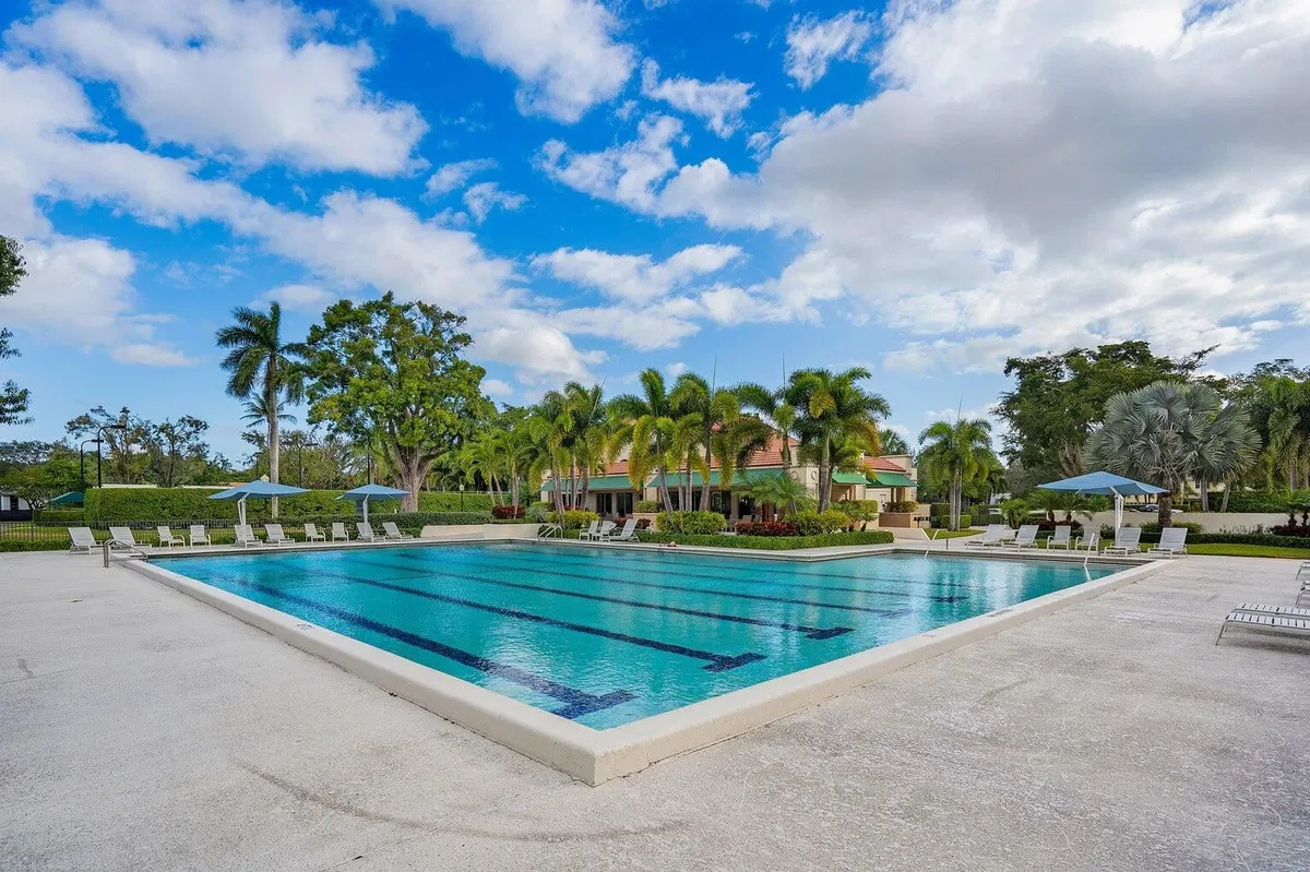 Boca Bath & Tennis Residence photo 55