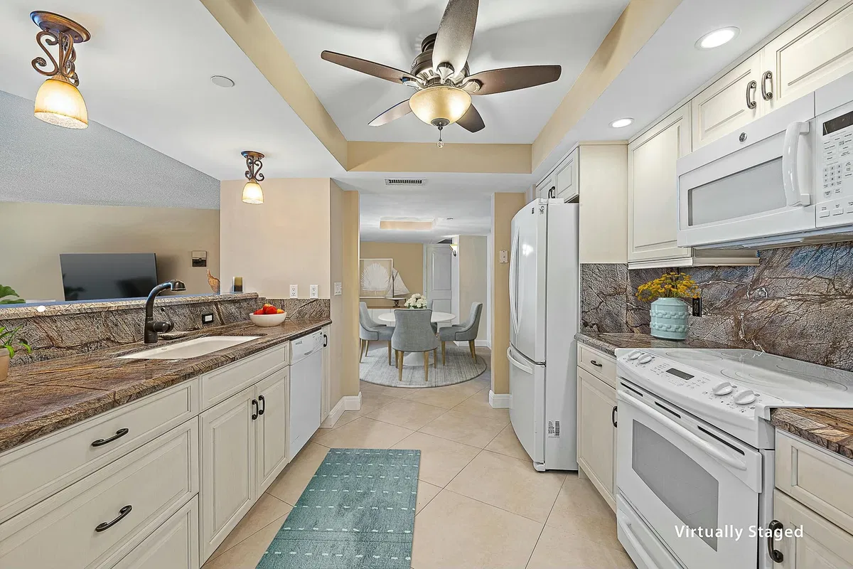 Tiara Singer Island Unit 19e photo 10