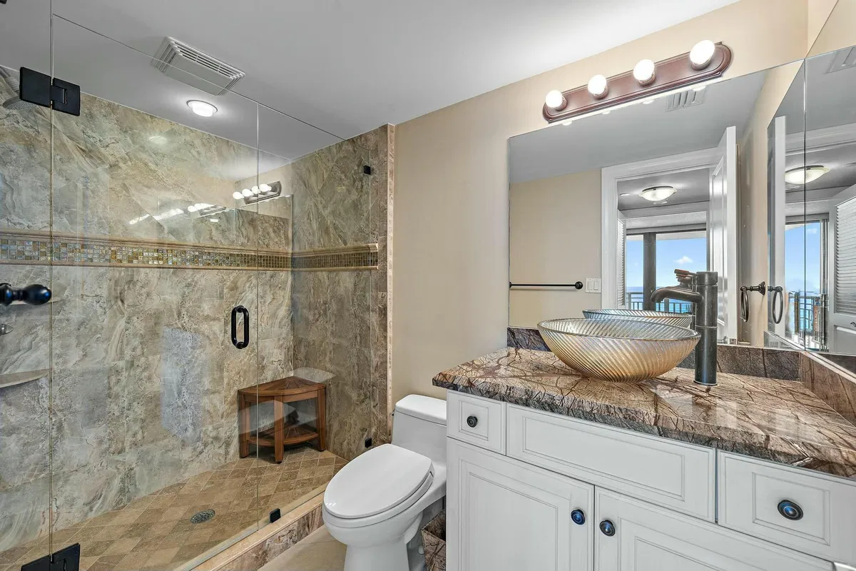 Tiara Singer Island Unit 19e photo 13