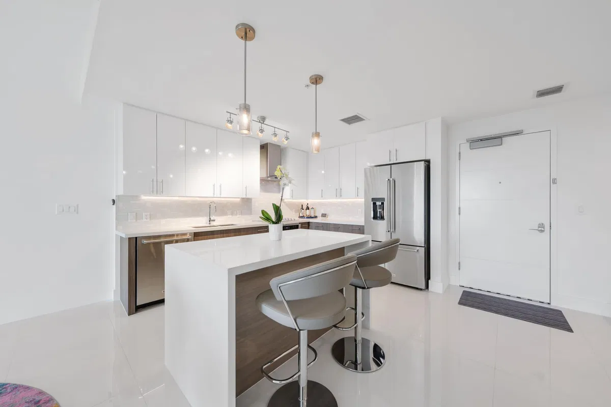 236 Fifth Avenue Unit 305 photo 4