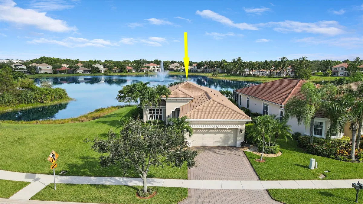Paloma Palm Beach Gardens Residence